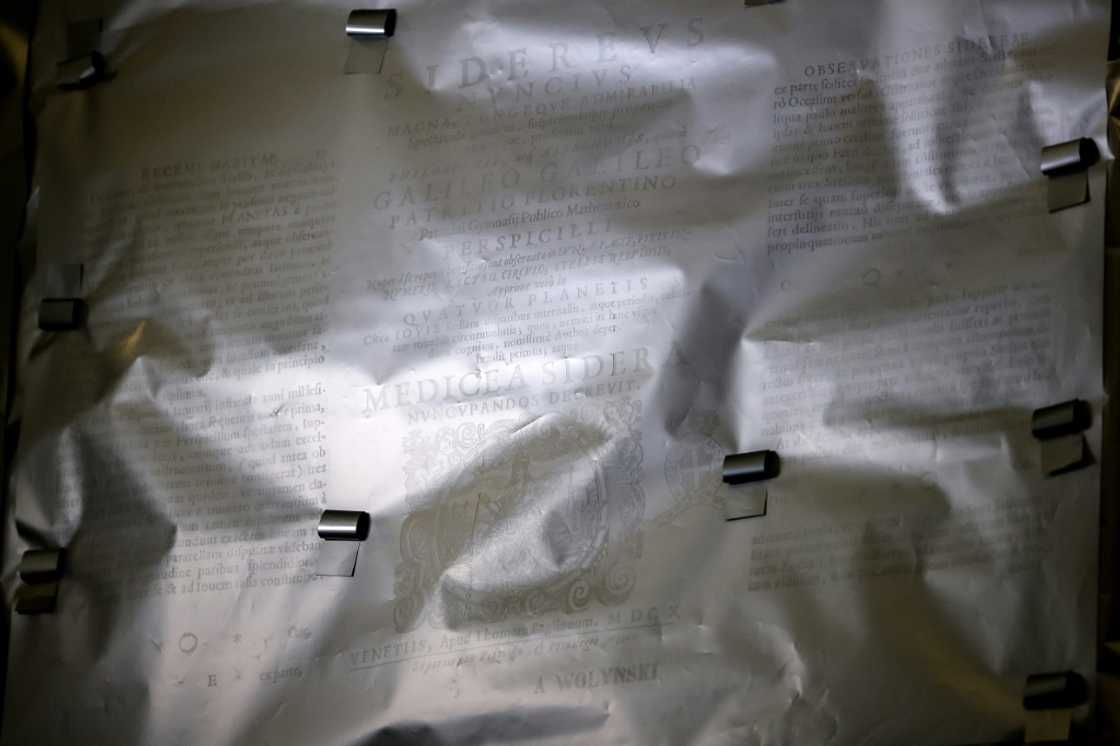 A tribute on the back of JUICE to Italian astronomer Galileo Galilei, the first to spot Jupiter and its largest moons in 1670 A tribute on the back of JUICE to Italian astronomer Galileo Galilei, the first to spot Jupiter and its largest moons in 1670