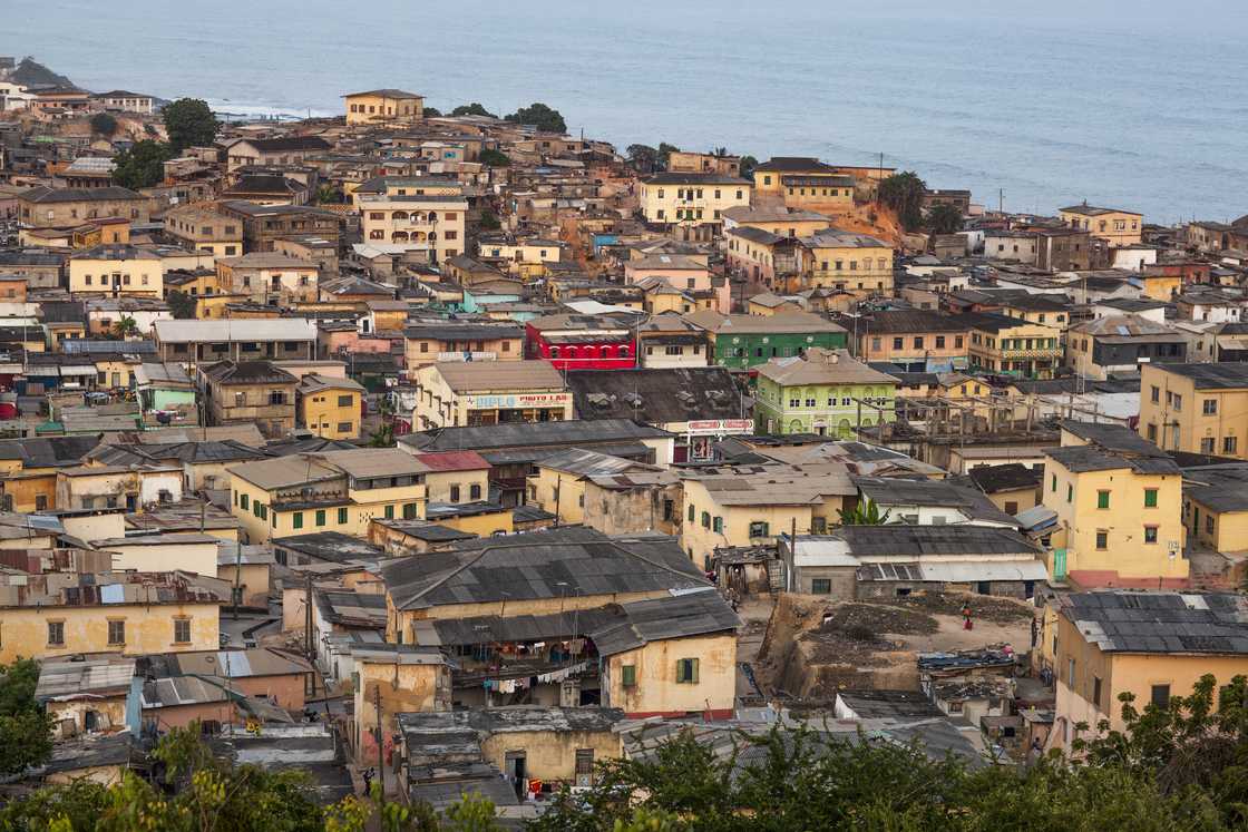 What is Ghana struggling with? What is Ghana struggling with?