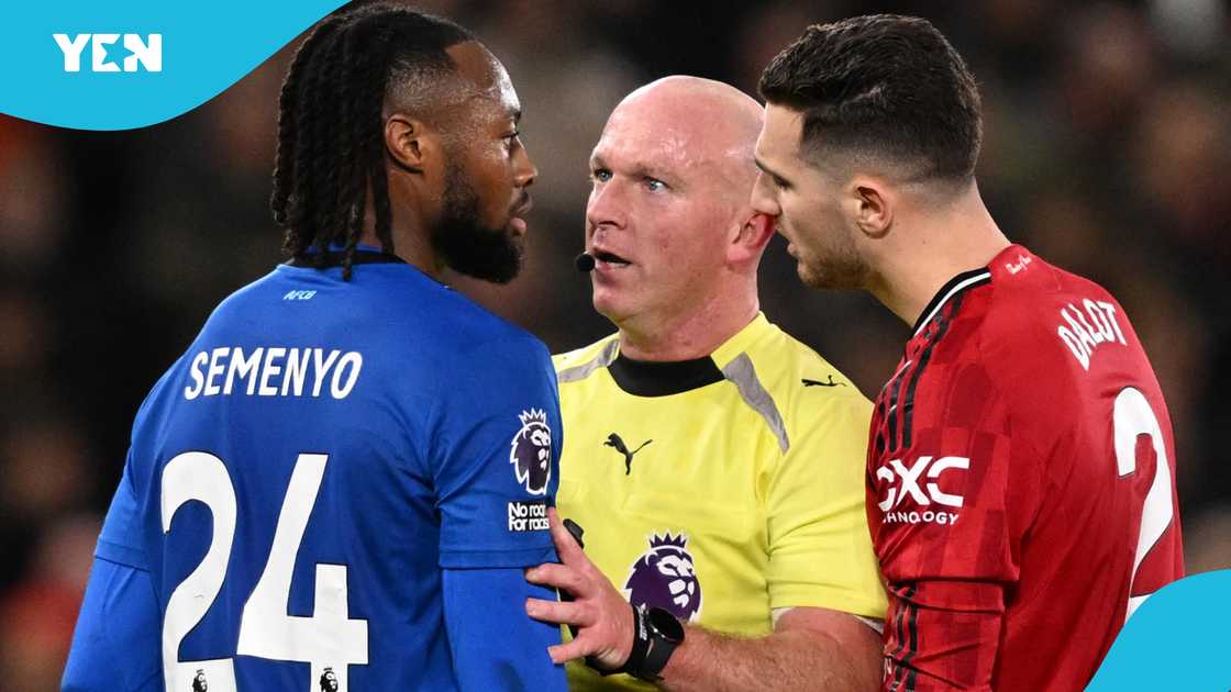 Antoine Semenyo, Manchester United fans, Diogo Dalot incident, red card controversy, Manchester United vs Bournemouth, referee Simon Hooper, VAR inconsistency.
