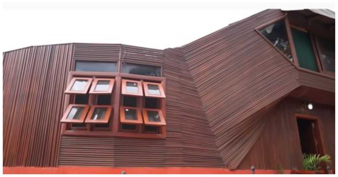 A house made with raffia palm in Ghana A house made with raffia palm in Ghana