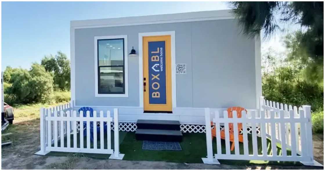 Elon Musk's pre-fab Casita house Elon Musk's pre-fab Casita house