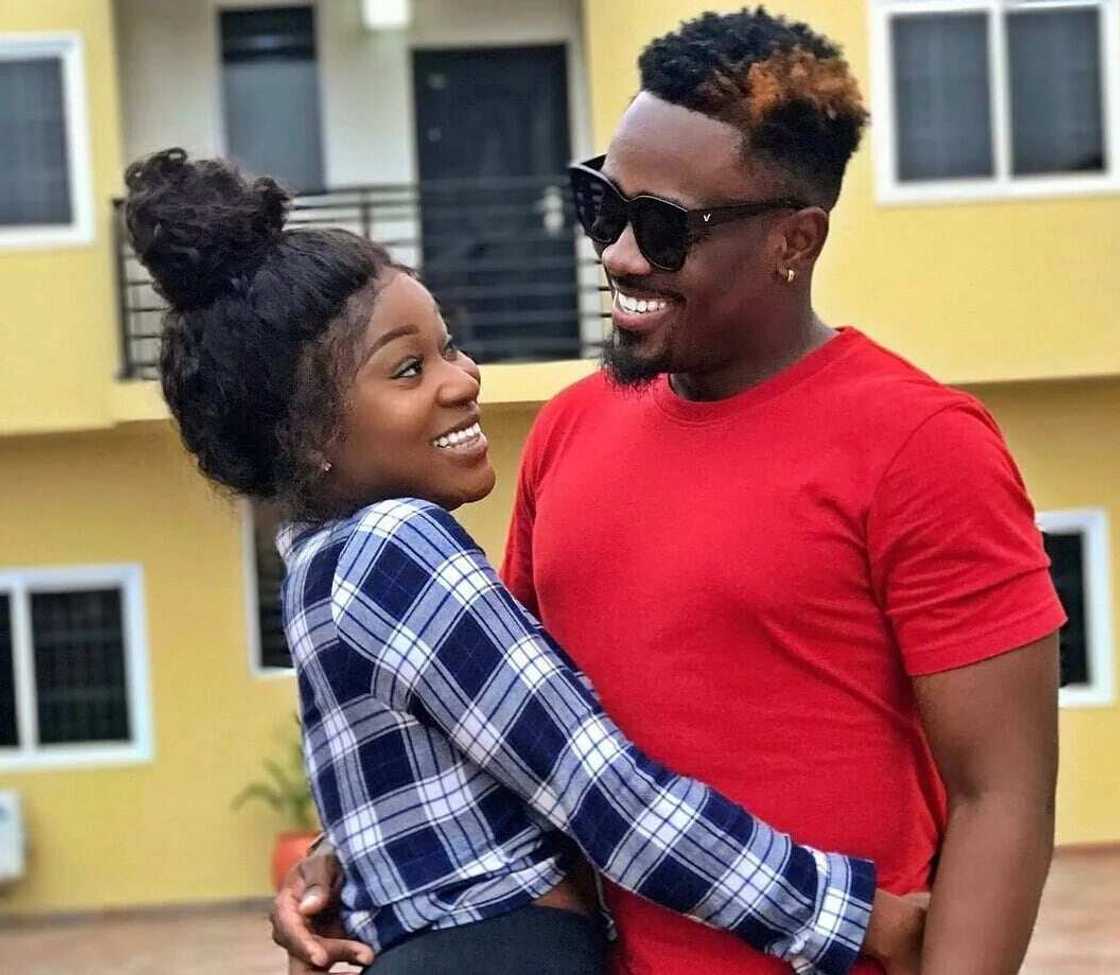 Toosweet Annan finally opens on romantic photo with Efia Odo Toosweet Annan finally opens on romantic photo with Efia Odo