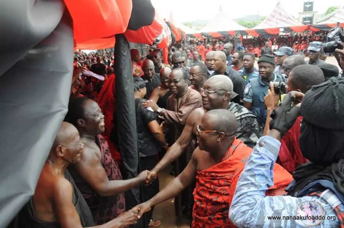 Akufo-Addo attends funeral of late Odeneho Gyapong Ababio II