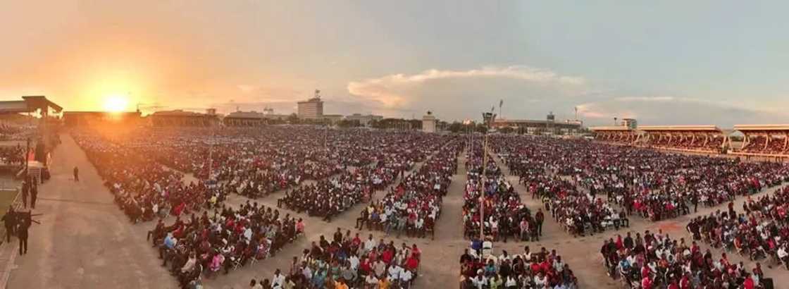 President Mahama worships with Lighthouse Chapel