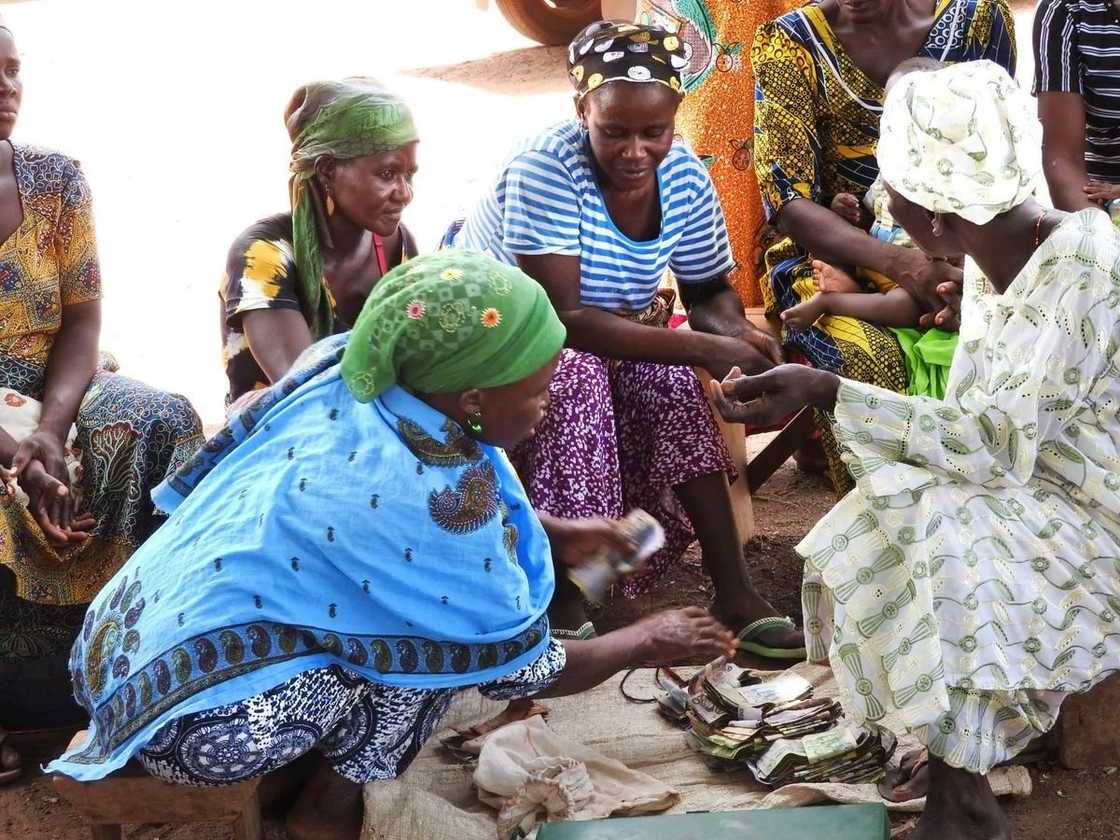 benefits of saving money
why do people save money
why is it good to save money benefits of saving money
why do people save money
why is it good to save money