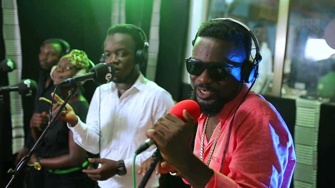 akwaboah i do love you, akwaboah hye me bo, akwaboah jnr i do love you akwaboah i do love you, akwaboah hye me bo, akwaboah jnr i do love you