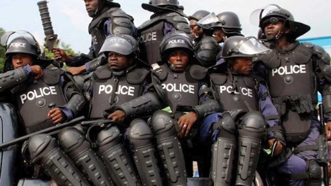 Police raid lesbian wedding ceremony in Kwahu; arrest 22 people, 8 flee Police raid lesbian wedding ceremony in Kwahu; arrest 22 people, 8 flee