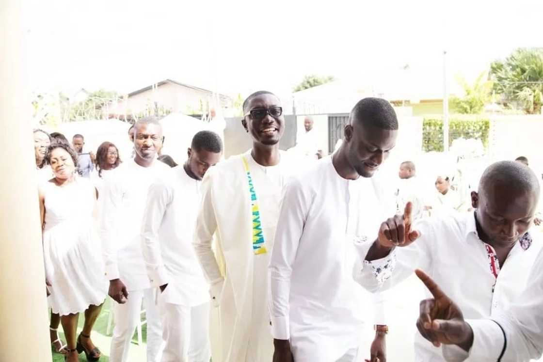 Beautiful! Here are all the official photos from Ameyaw Debrah's wedding