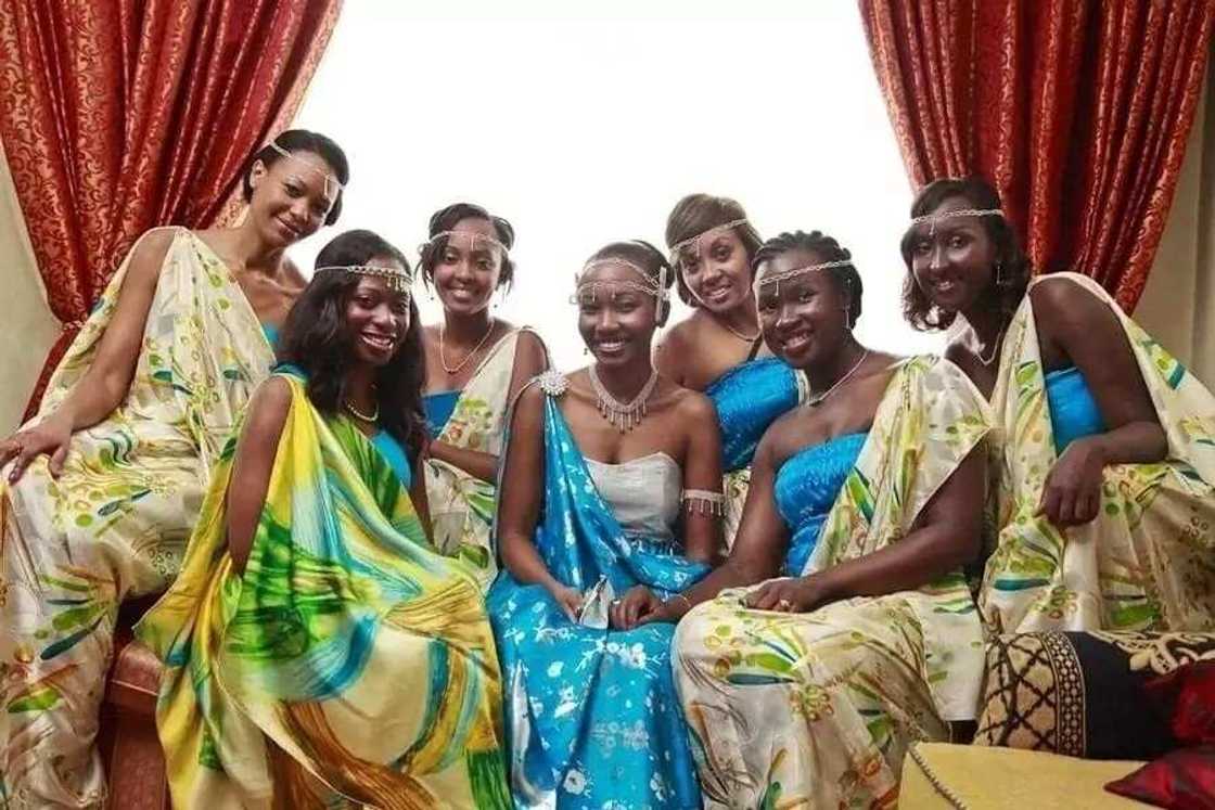 bridesmaid dress with different styles
maid of honour dresses
wedding dresses pictures bridesmaid dress with different styles
maid of honour dresses
wedding dresses pictures