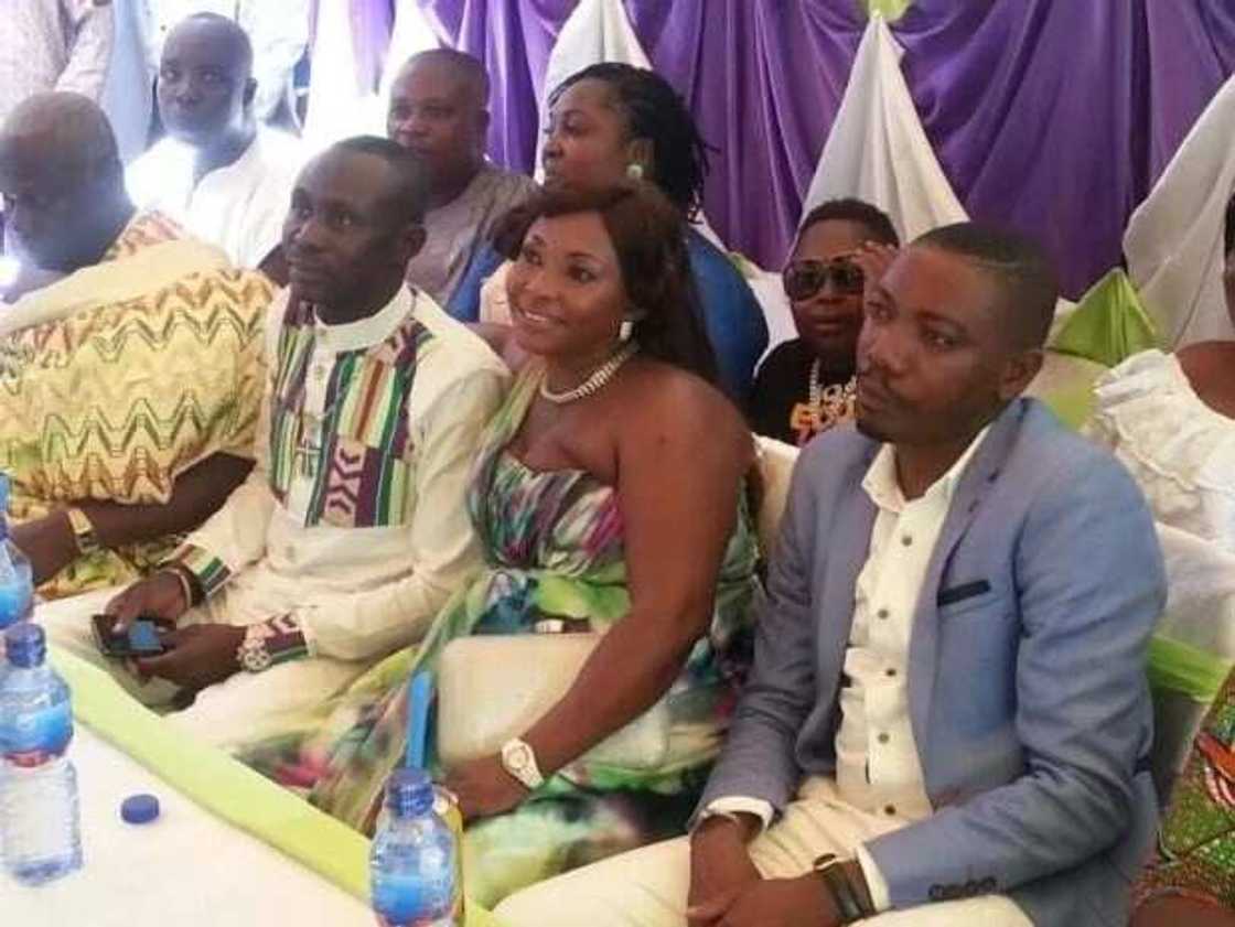 Rose Mensah Kyeiwaa wedding story (with pictures) Rose Mensah Kyeiwaa wedding story (with pictures)