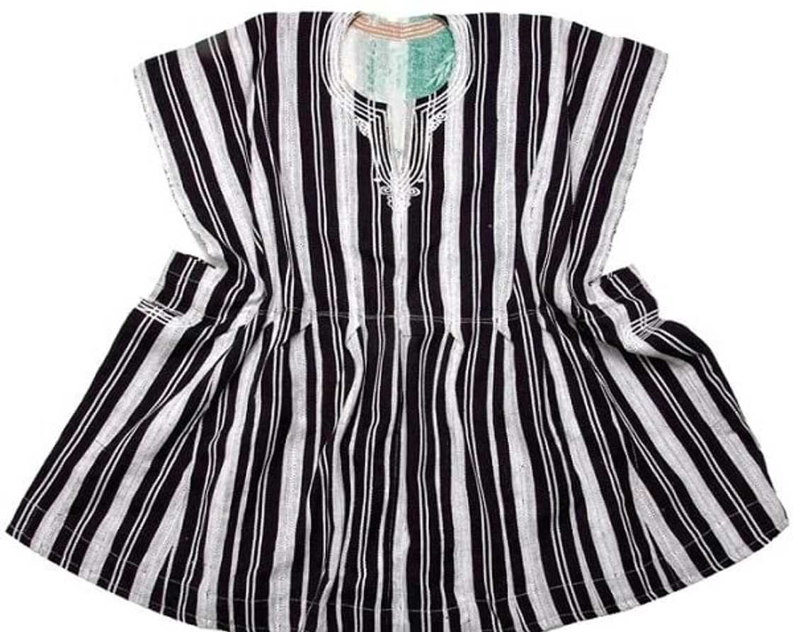 5 ways to wear a smock dress in Ghana for a comfortable yet stunning look 5 ways to wear a smock dress in Ghana for a comfortable yet stunning look