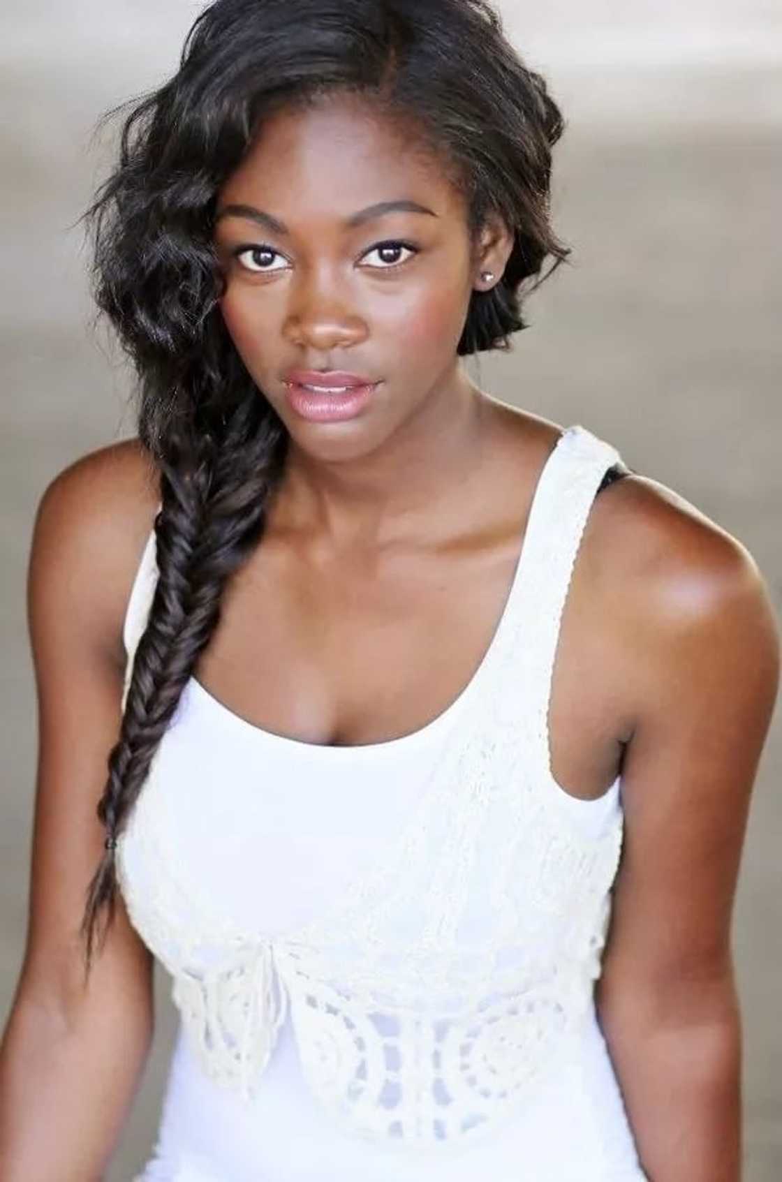 Simple wedding hairstyles Simple wedding hairstyles