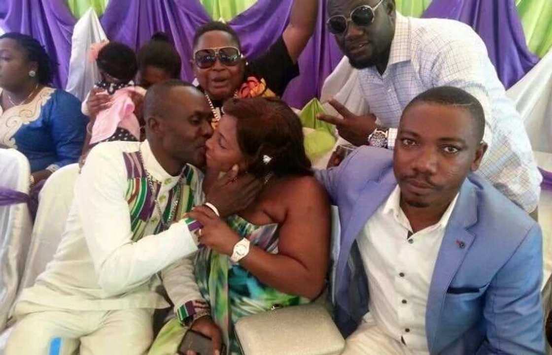 kyeiwaa wedding pictures, rose mensah kyeiwaa wedding, kyeiwaa wedding photos kyeiwaa wedding pictures, rose mensah kyeiwaa wedding, kyeiwaa wedding photos