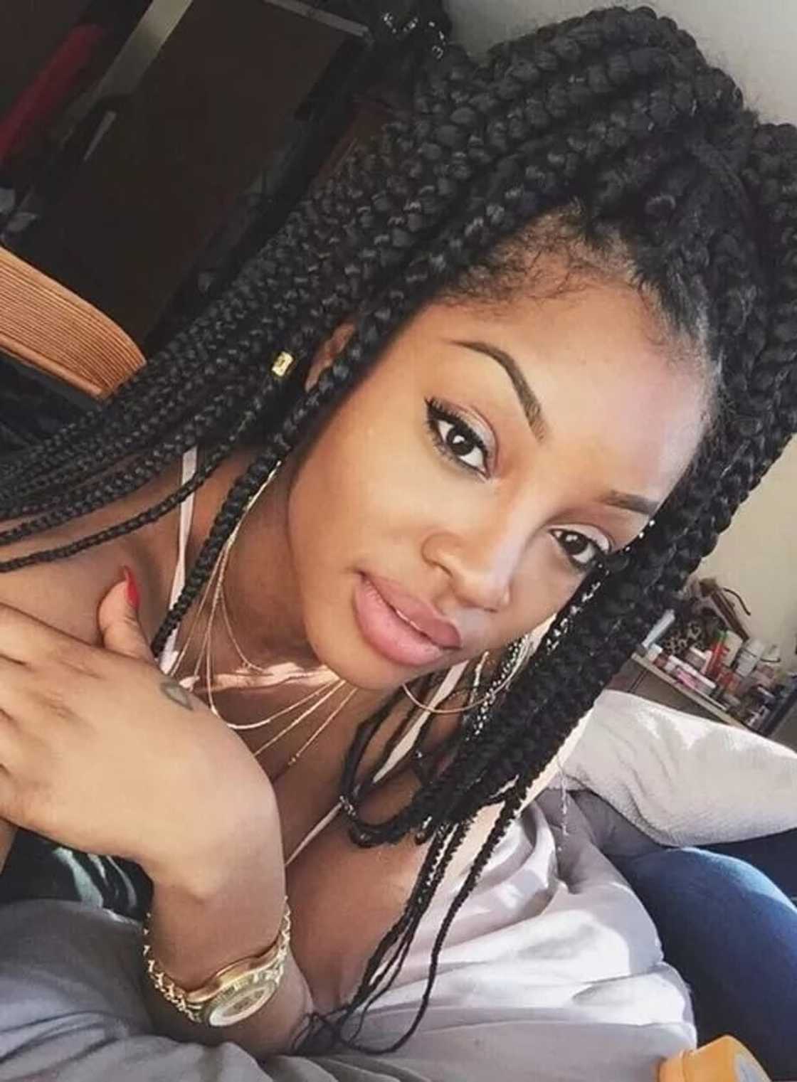 How to style braids: A step by step guide with pictures and video