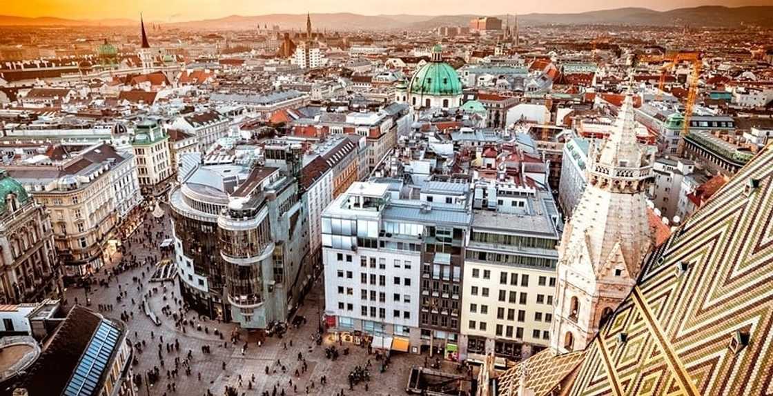 List of cities in Austria
List of biggest cities in Austria
States in Austria List of cities in Austria
List of biggest cities in Austria
States in Austria