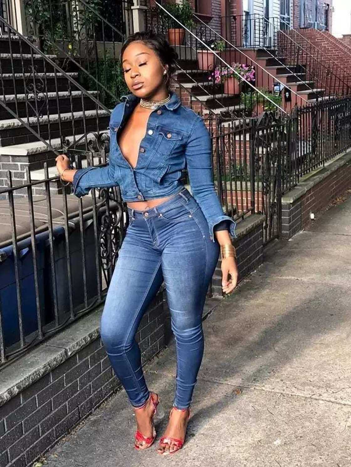 Meet Efia Odo, the lady who was 'caught in bed' with Shatta Wale Meet Efia Odo, the lady who was 'caught in bed' with Shatta Wale