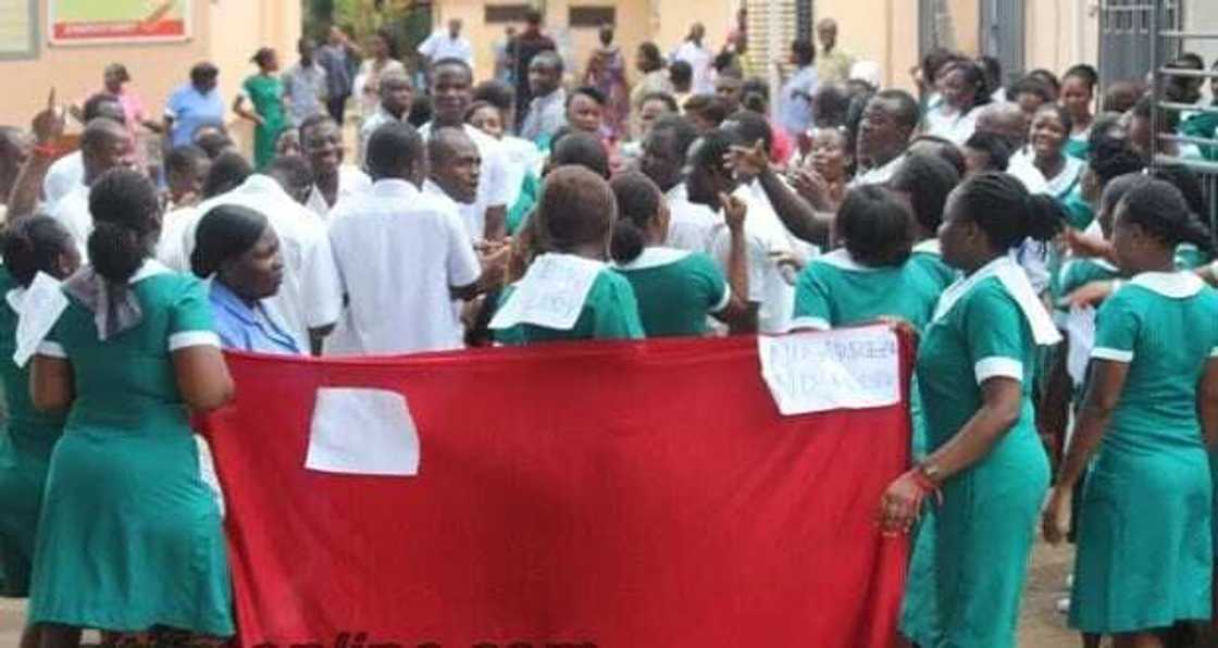 Top 10 strange and funny things that happen only in Ghana Top 10 strange and funny things that happen only in Ghana