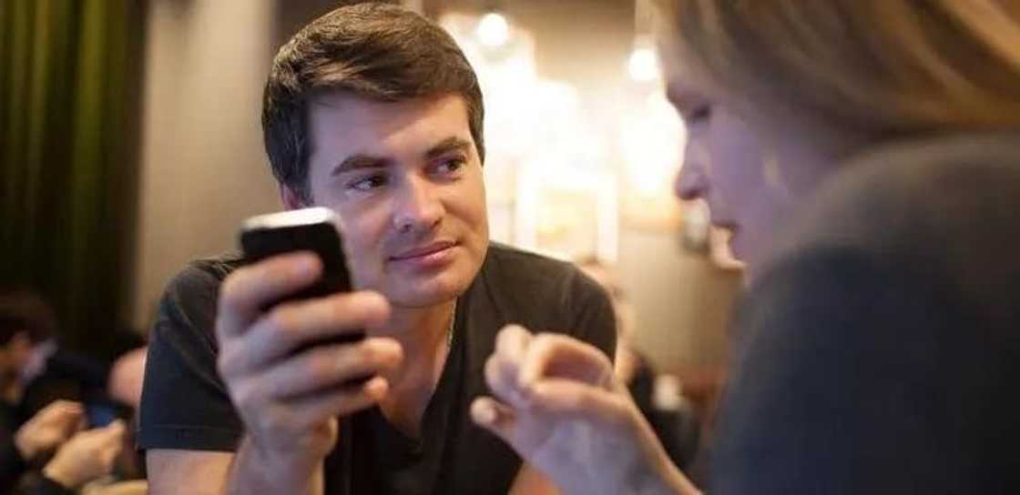 interesting questions to ask a girl over text interesting questions to ask a girl over text