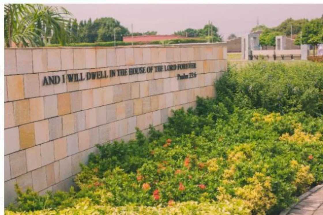 Side view of a cemetery wall