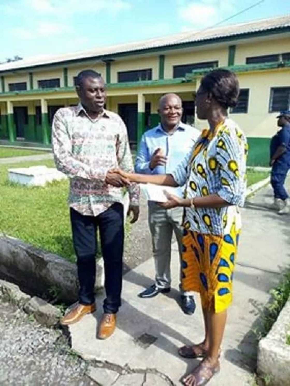 Three people talking Three people talking