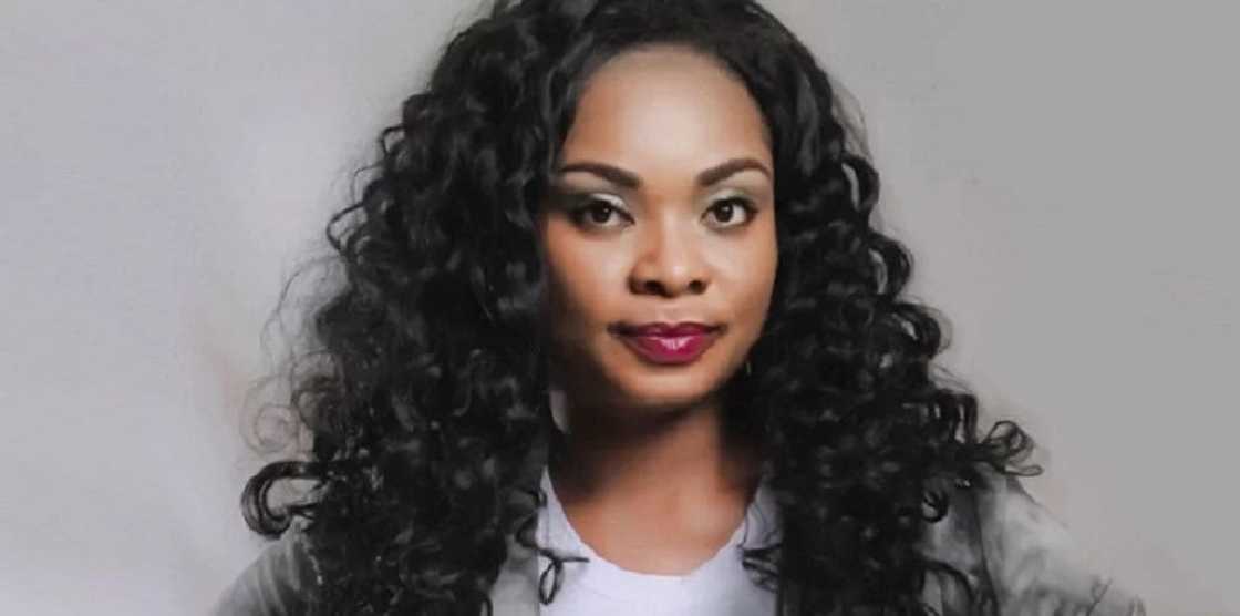 Beverly Afaglo: Actress Slams Ghanaians for Criticising her over ‘Bragging’ Video Beverly Afaglo: Actress Slams Ghanaians for Criticising her over ‘Bragging’ Video