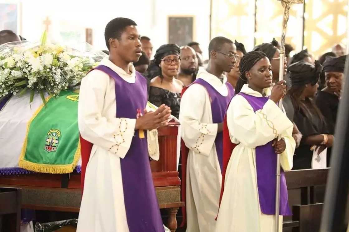 All the heartbreaking photos from actor, Kofi Bucknor’s funeral All the heartbreaking photos from actor, Kofi Bucknor’s funeral