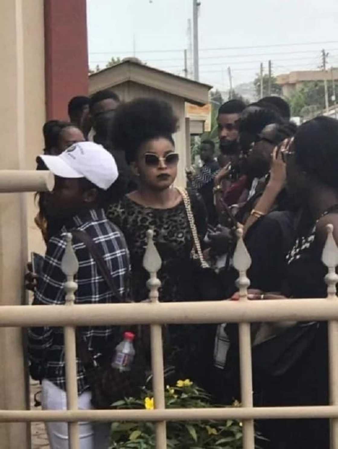 11 sad photos from Franky Kuri's burial that will break your heart today 11 sad photos from Franky Kuri's burial that will break your heart today