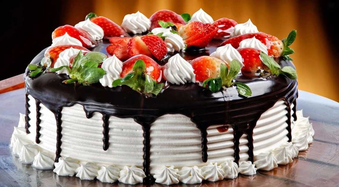 images of birthday cakes,pictures of birthday cakes,
pics of cakes