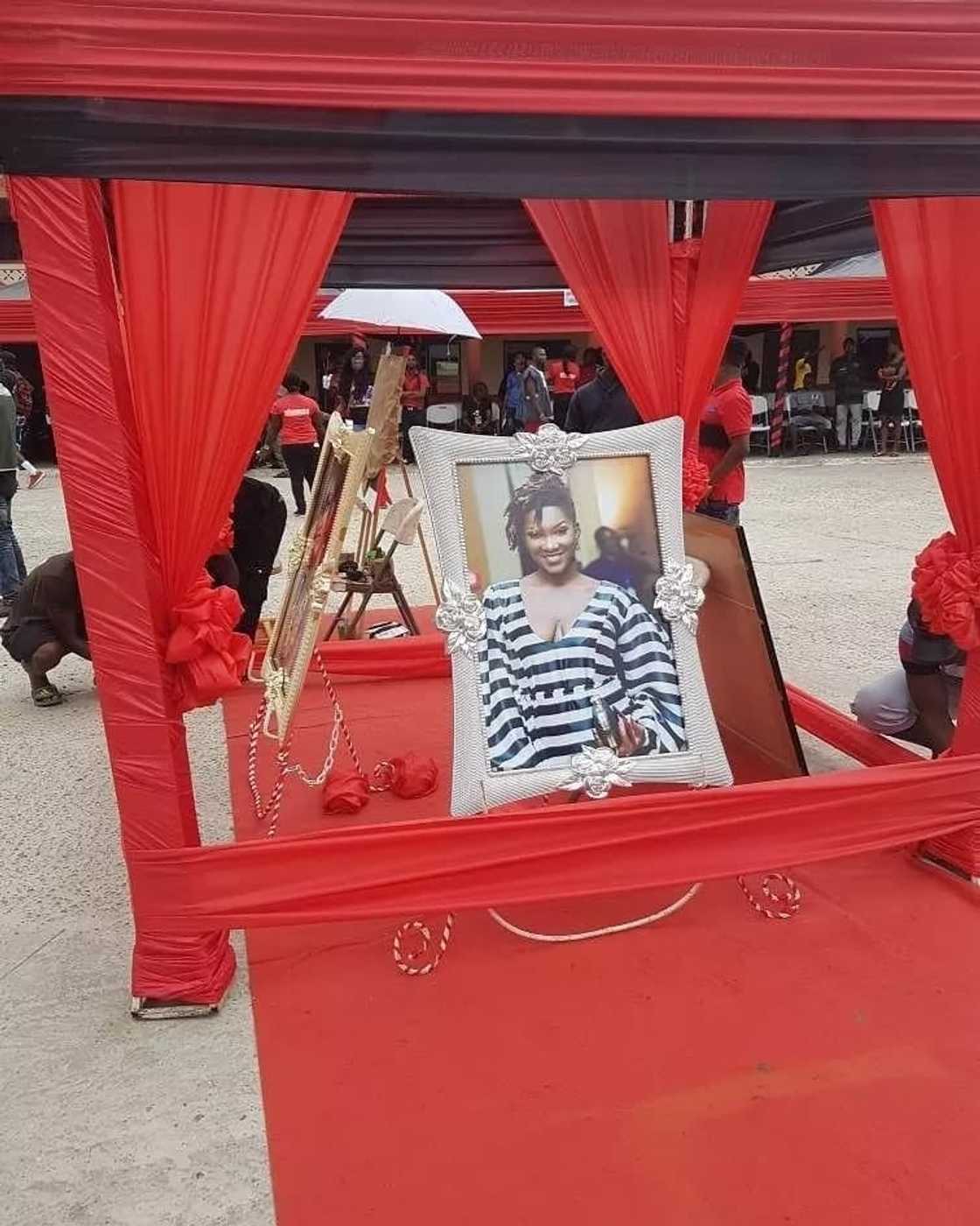 Live video: One week memorial of Ebony Reigns Live video: One week memorial of Ebony Reigns