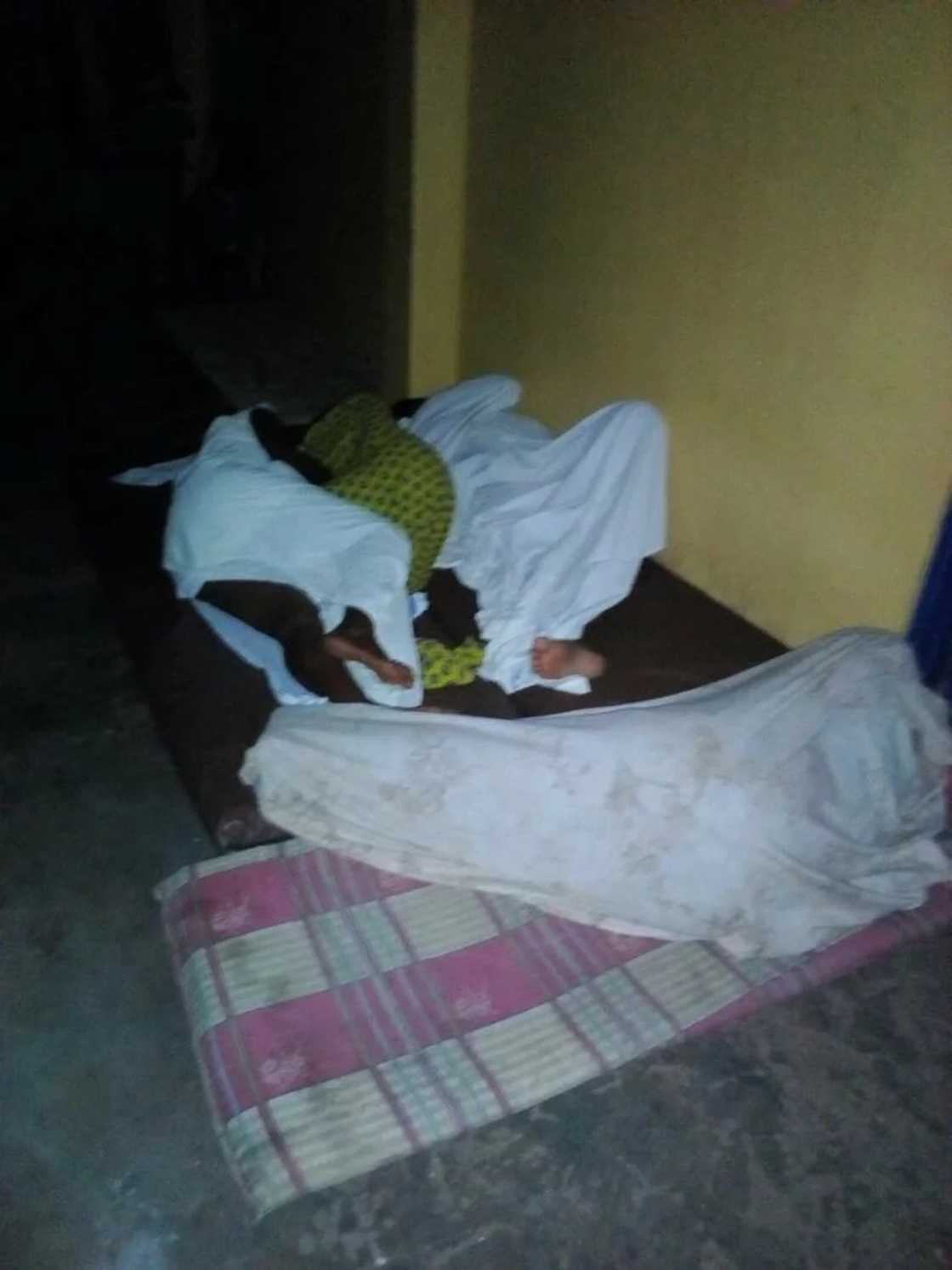 Some students of Benkum SHS students reportedly sleeping outside / Facebook (Nana Kwame Opoku-Jackson) Some students of Benkum SHS students reportedly sleeping outside / Facebook (Nana Kwame Opoku-Jackson)