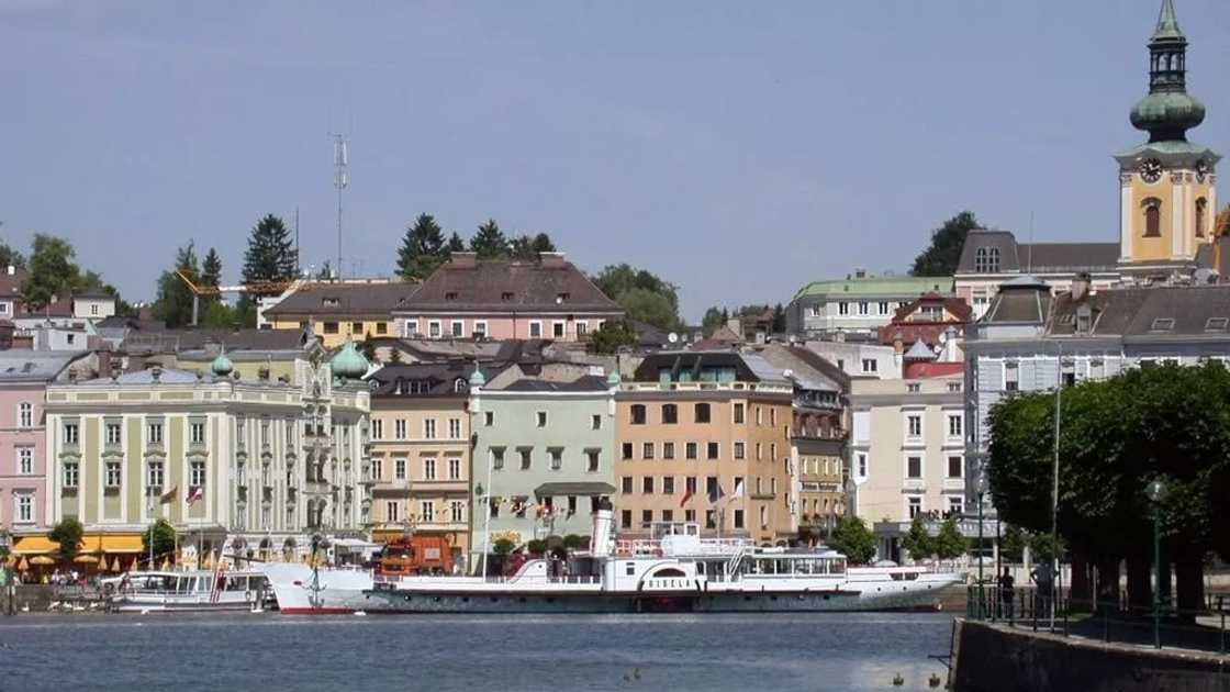 List of cities in Austria
List of names of cities in Austria
States in Austria List of cities in Austria
List of names of cities in Austria
States in Austria