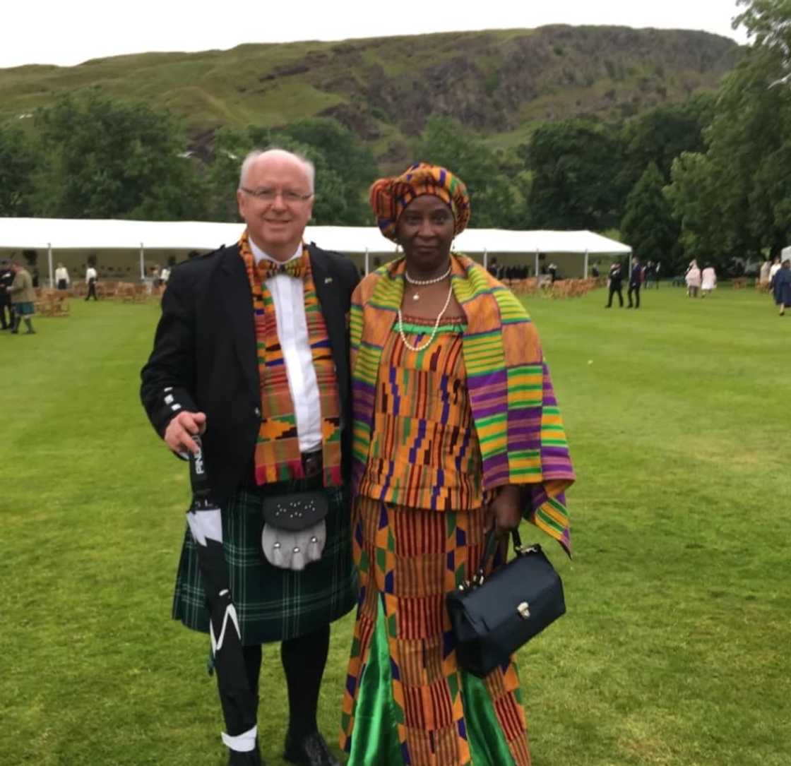 Photo of Scottish professor and Ghanaian wife sparks conversation on interracial relationships Photo of Scottish professor and Ghanaian wife sparks conversation on interracial relationships