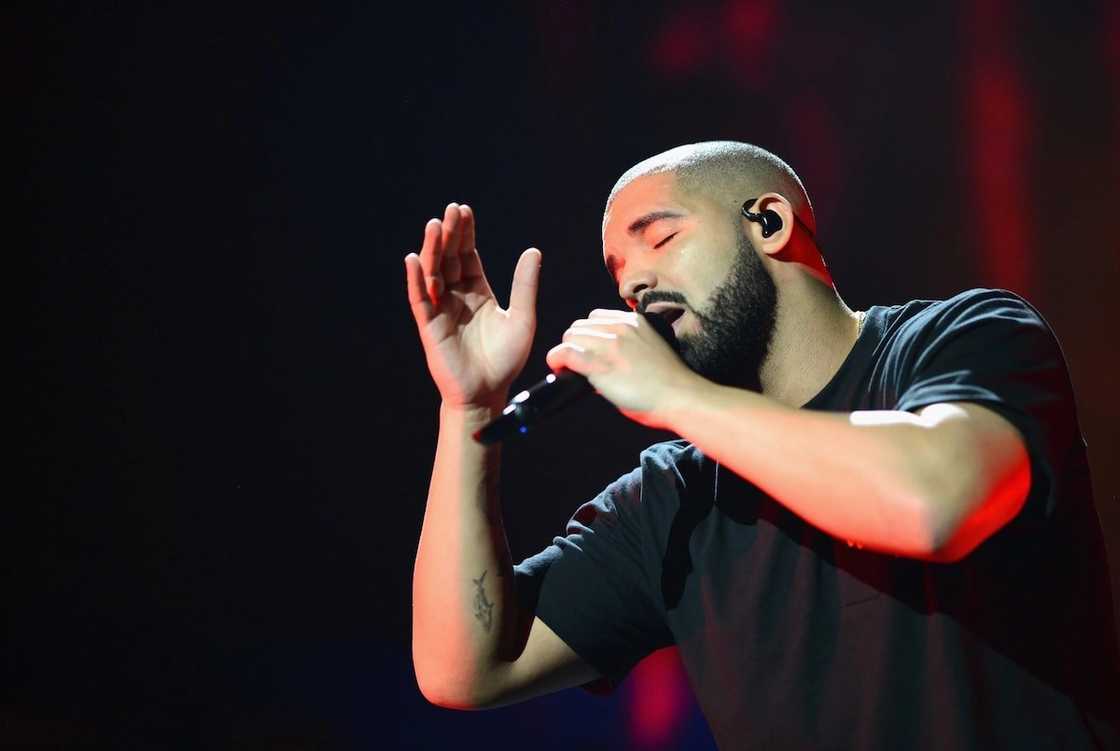 List of All of Drake's Albums and Mixtapes In Order List of All of Drake's Albums and Mixtapes In Order