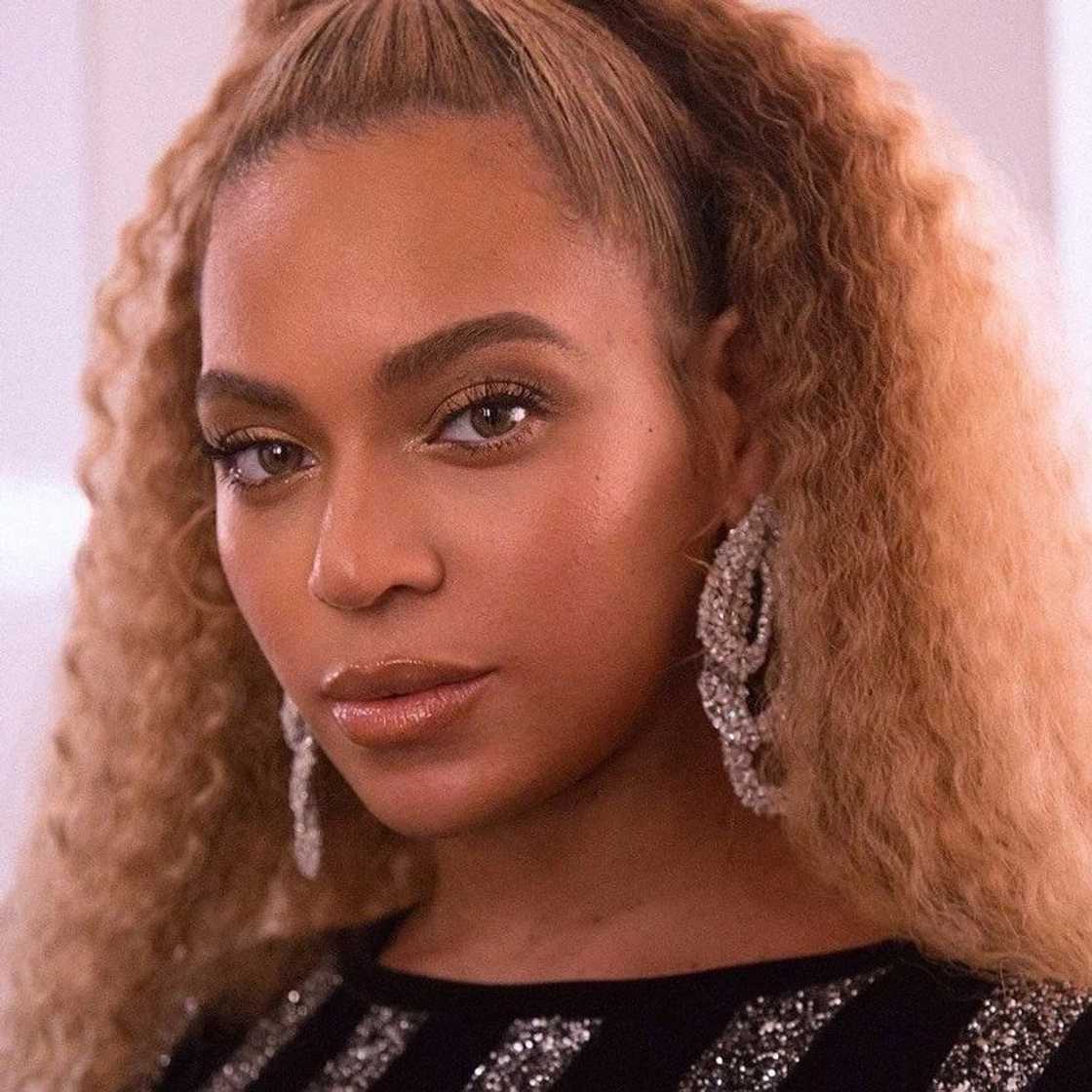 50 most popular women 50 most popular women