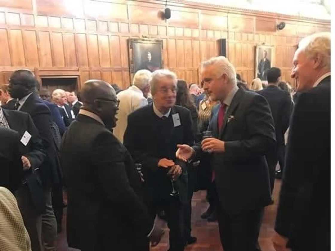 Photo of young Akufo Addo in a football team pops up Photo of young Akufo Addo in a football team pops up
