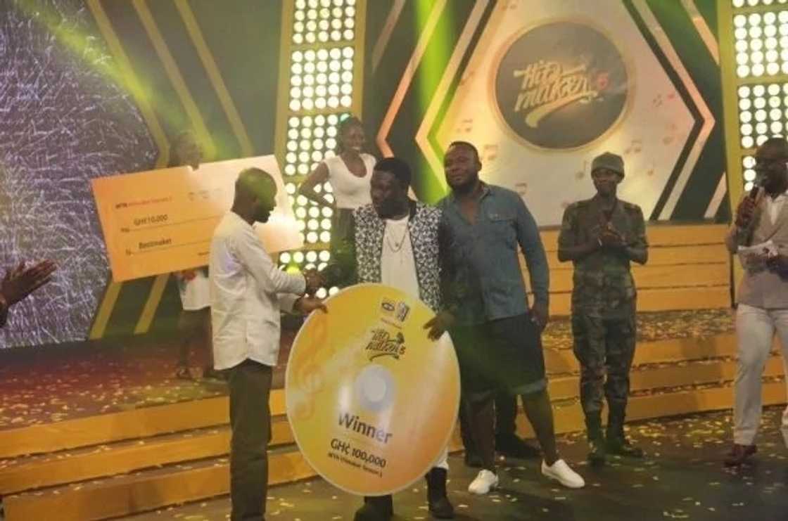 Kelvin wins MTN Hitmaker 5 Kelvin wins MTN Hitmaker 5