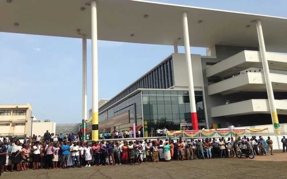 Mahama commissions Ridge Hospital Mahama commissions Ridge Hospital