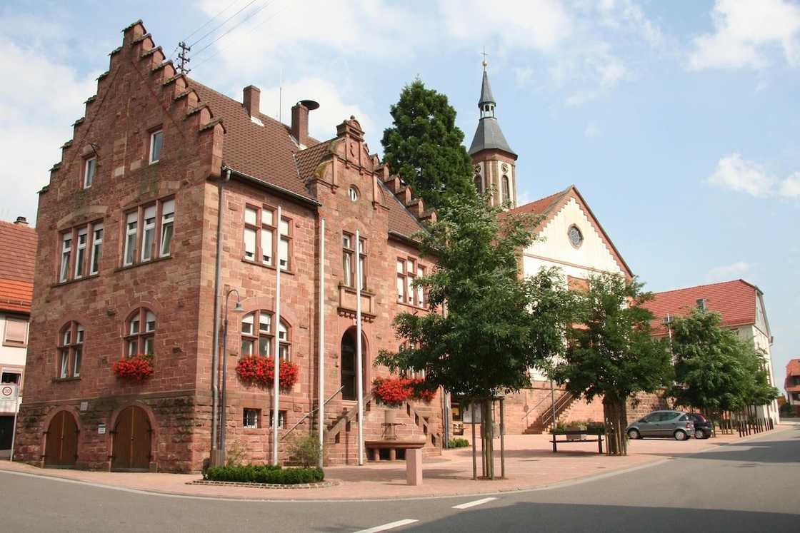 States in Austria
List of popular cities in Austria
List of names of cities in Austria States in Austria
List of popular cities in Austria
List of names of cities in Austria