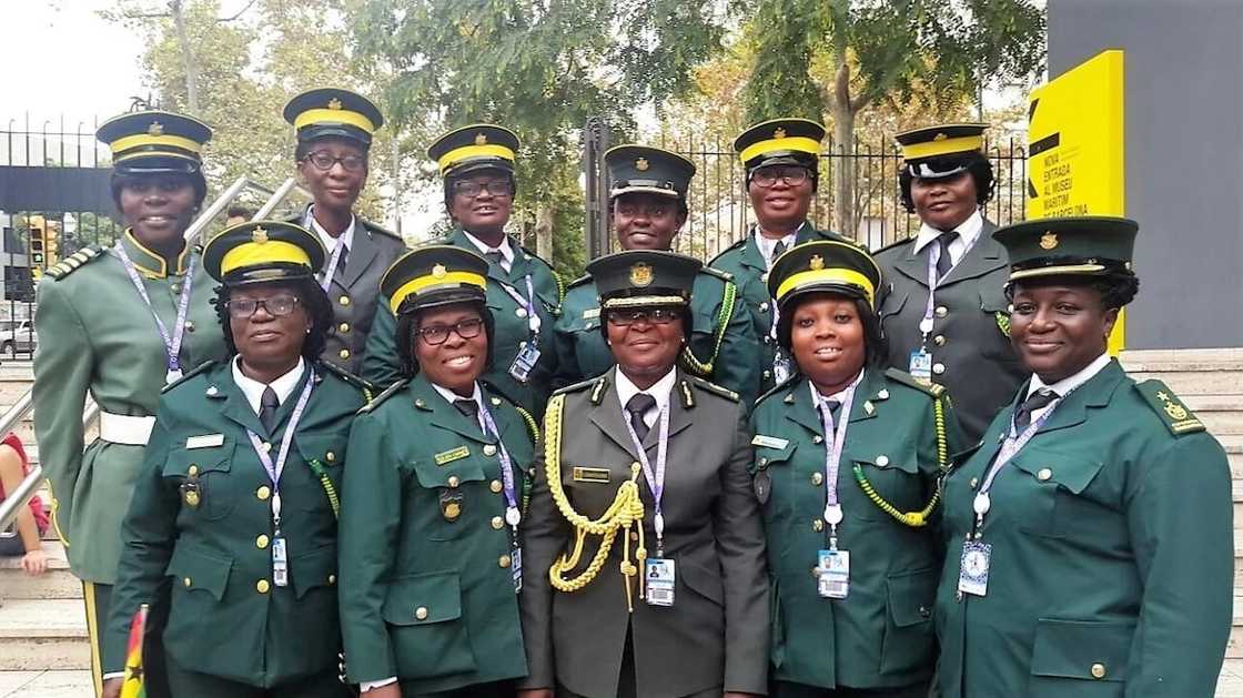 Ghana Immigration Service Ranks and Insignia - YEN.COM.GH