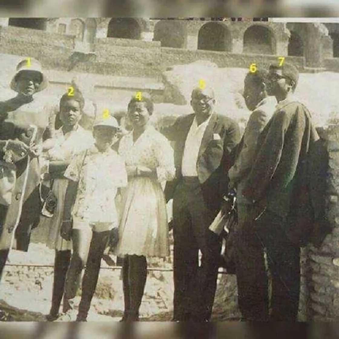 Childhood photos of Akufo-Addo with his family members Childhood photos of Akufo-Addo with his family members