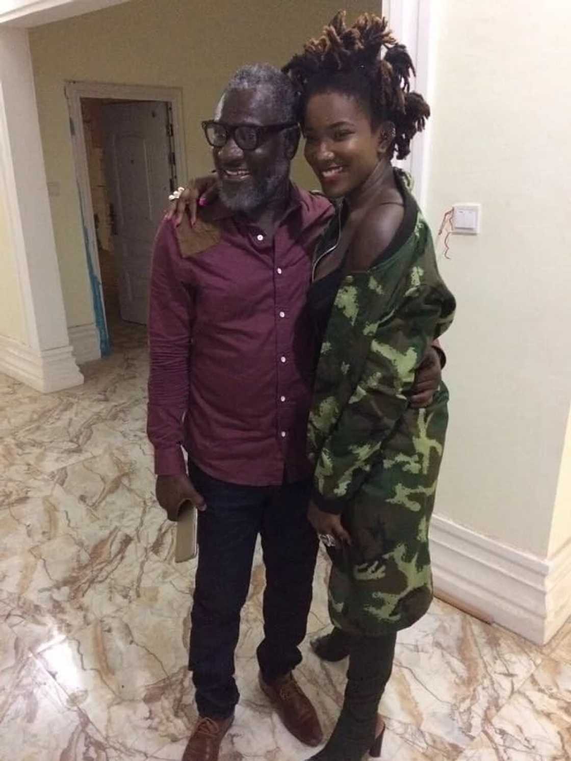 Ebony and her dad were very close Ebony and her dad were very close