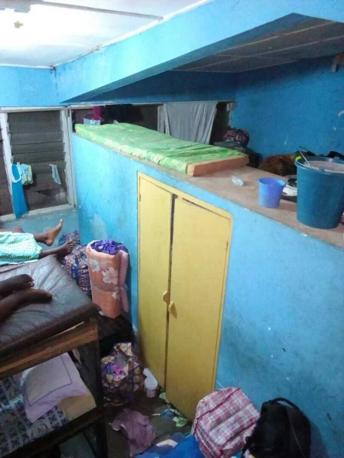 A congested dormitory, supposedly in Benkum SHS / Facebook (Nana Kwame Opoku-Jackson) A congested dormitory, supposedly in Benkum SHS / Facebook (Nana Kwame Opoku-Jackson)