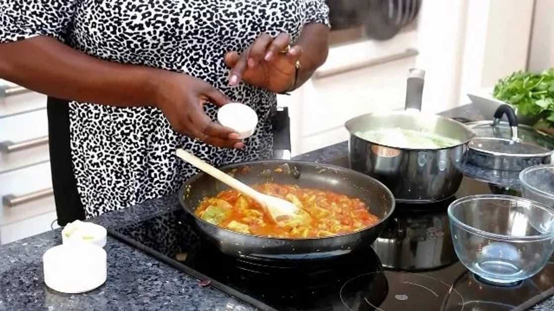 Jealous wife uses menstrual blood to cook for cheating husband