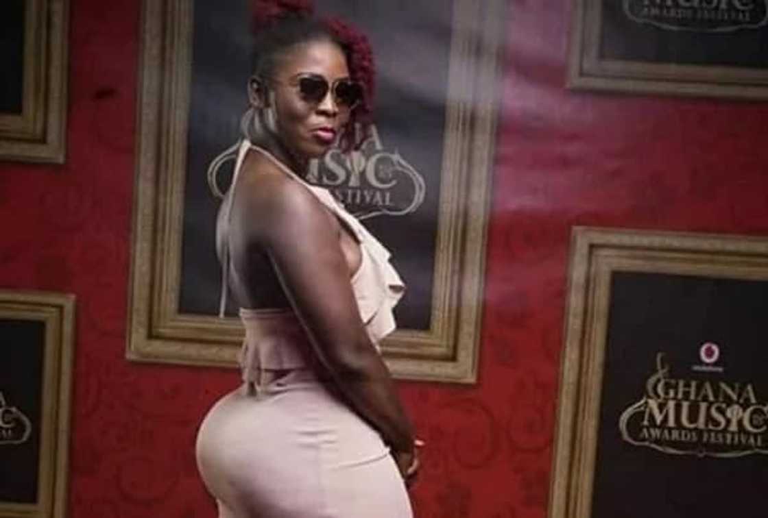 'Braless' celebrities spotted at the 2018 VGMA 'Braless' celebrities spotted at the 2018 VGMA