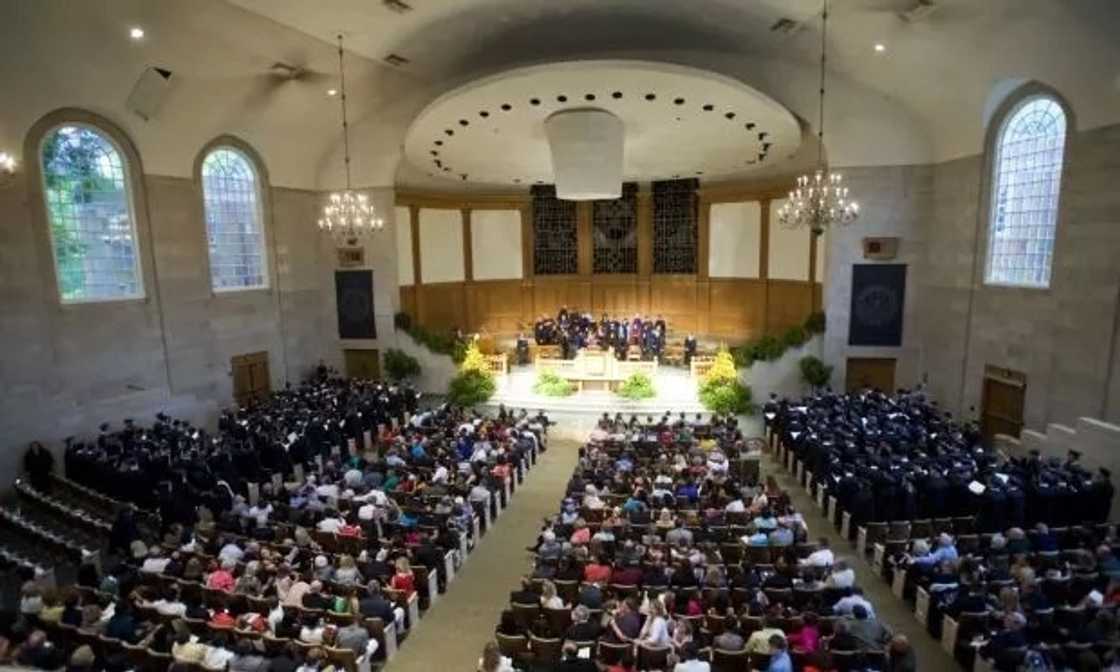 Five English words Ghanaians use that are not in the dictionary Five English words Ghanaians use that are not in the dictionary