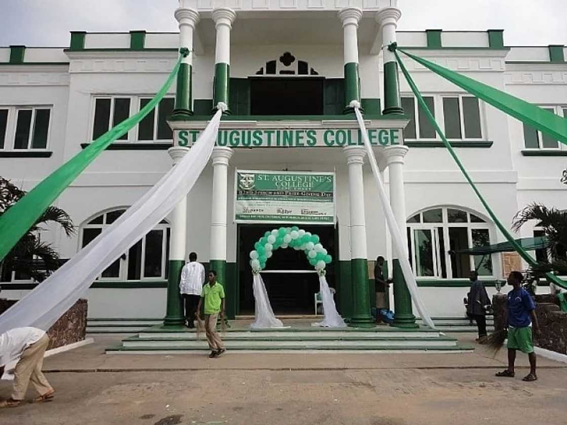 Boys SHS that have the most swag Boys SHS that have the most swag