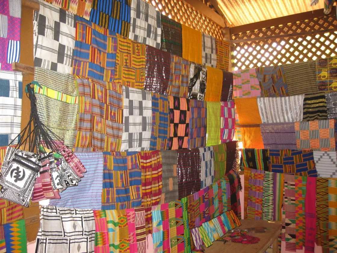 The Story Behind Ghana's "Kente" Cloth