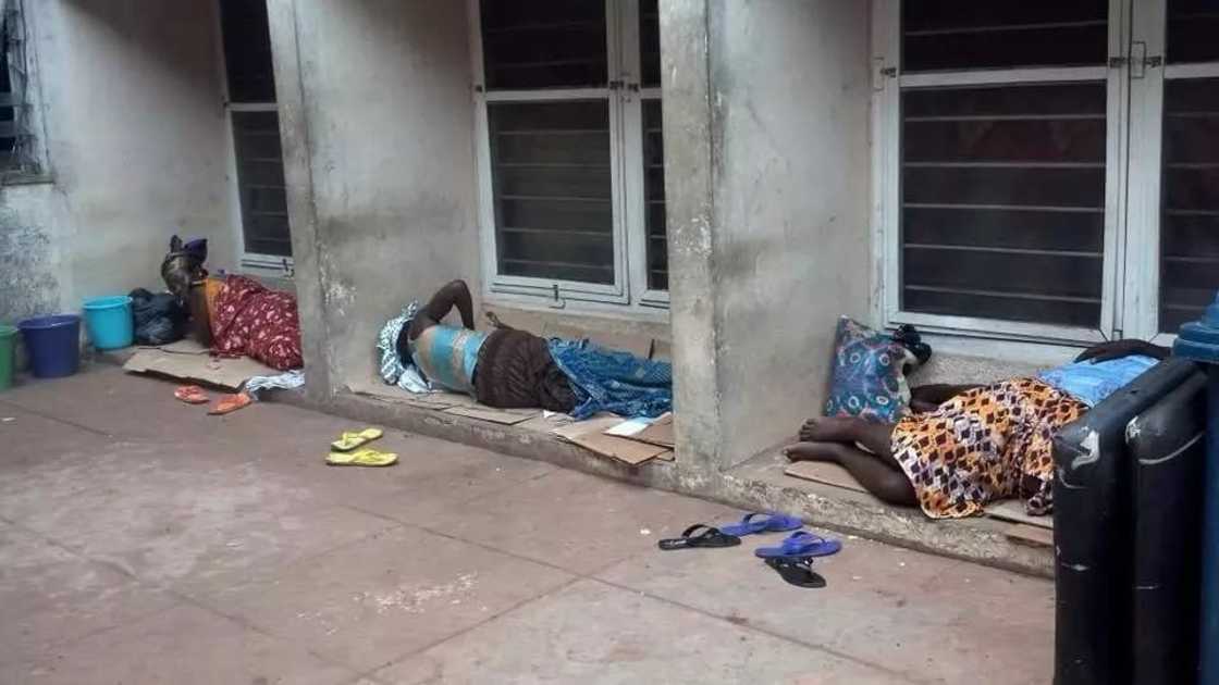 These photos from the Effia-Nkwanta Regional Hospital in Sekondi-Takoradi will break your heart