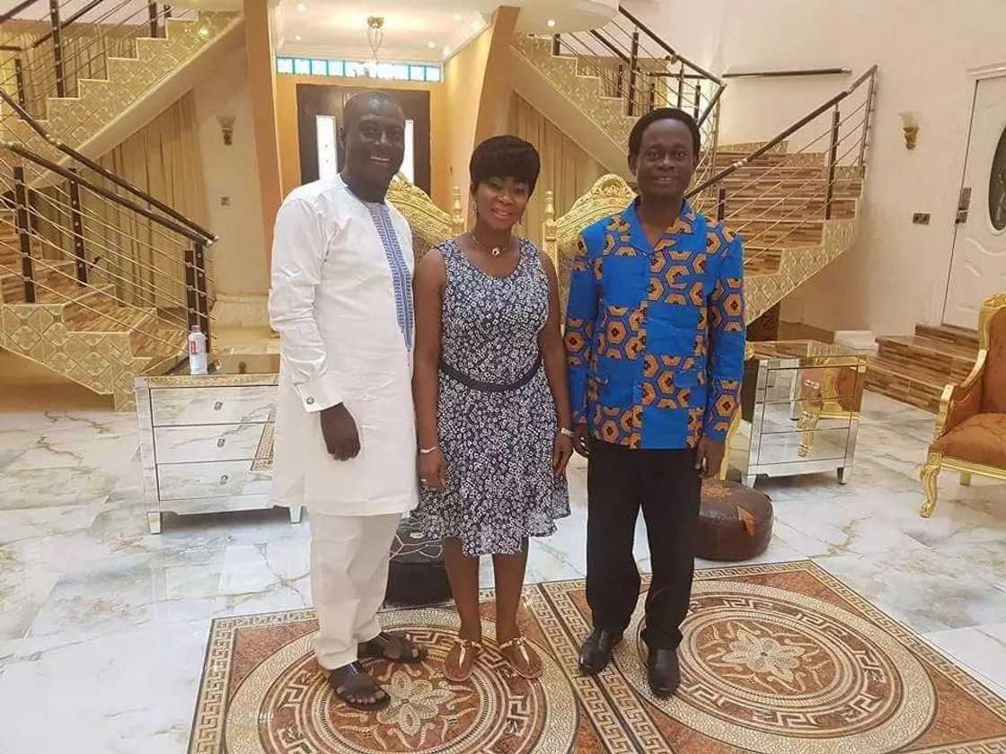 Photos and video show Captain Smart's beautiful mansion and cars Photos and video show Captain Smart's beautiful mansion and cars