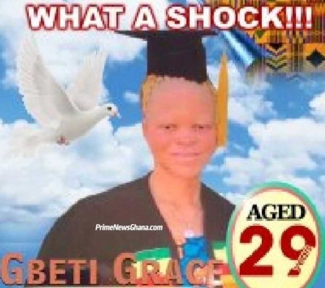 Residents troop to watch obituary poster of an albino for the first time Residents troop to watch obituary poster of an albino for the first time